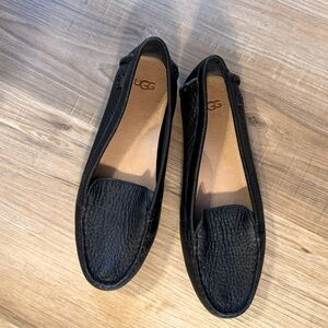 UGG Flores Black Leather Flat